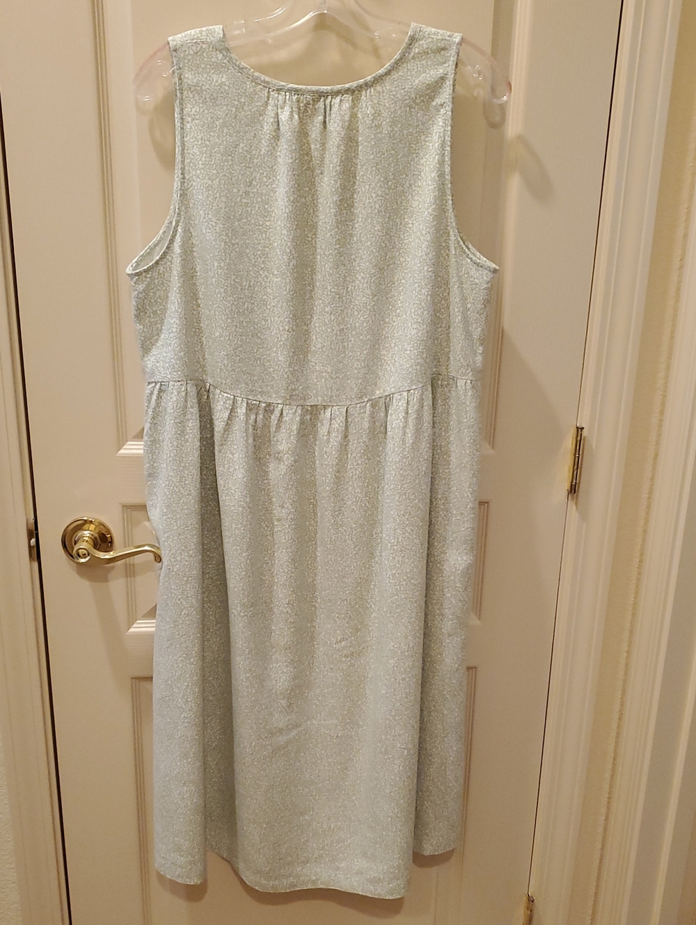 Universal Thread Dress - Picture 2 of 4